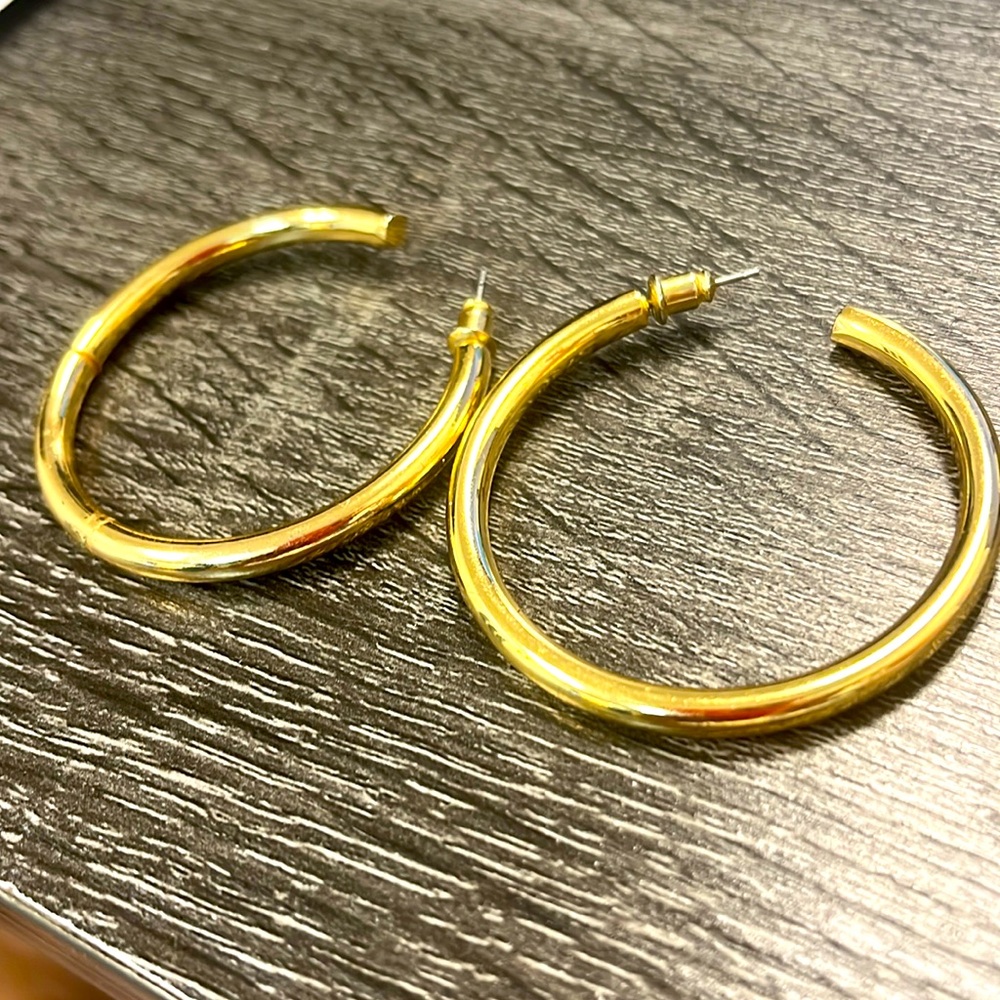 Good hoop earrings